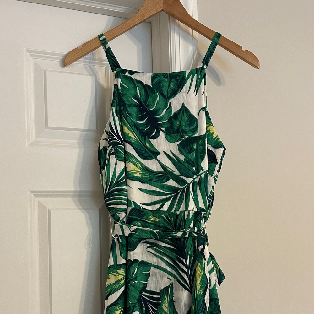 Roz & Ali Green Leaf Pattern Dress